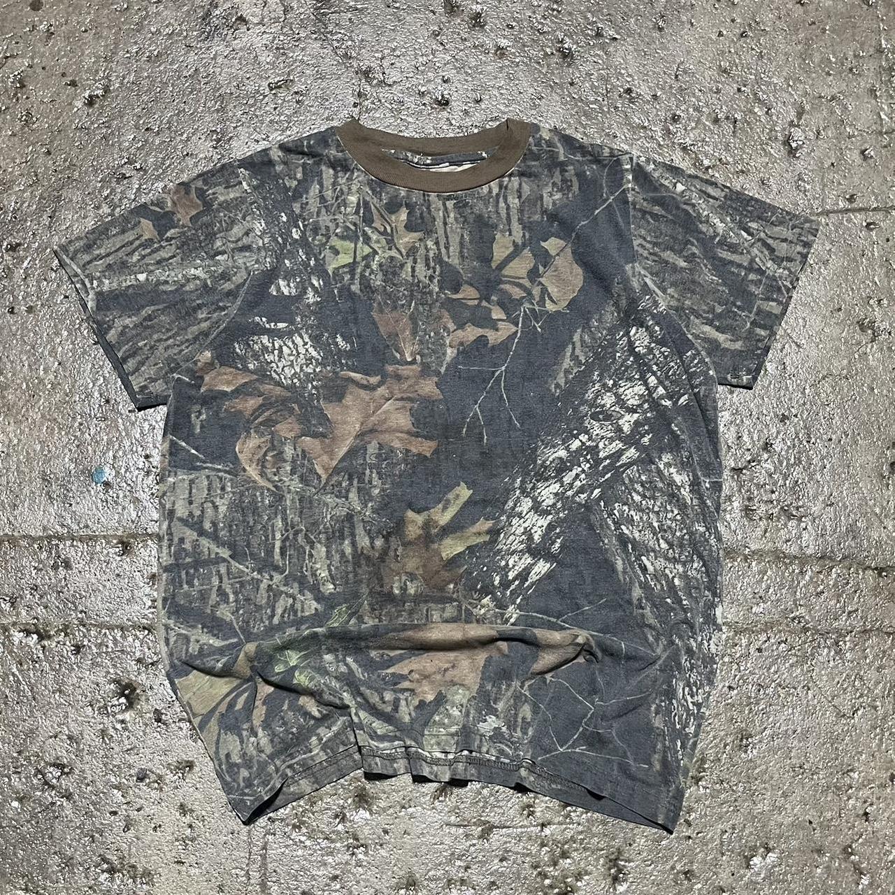 Crazy Vintage Y2K Carhartt Style Camo Tee Shirt... - Depop