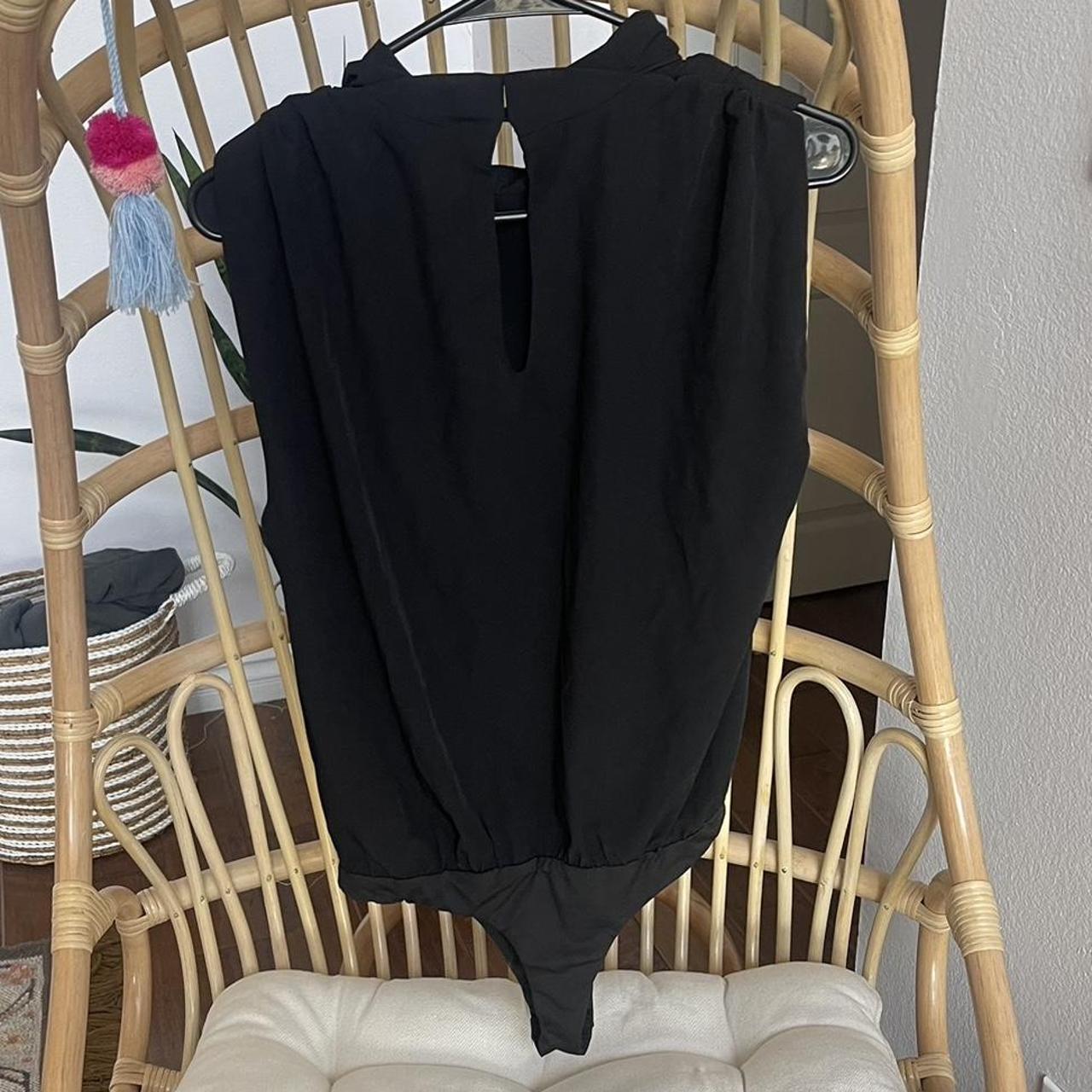 ASTR Bodysuit - Depop