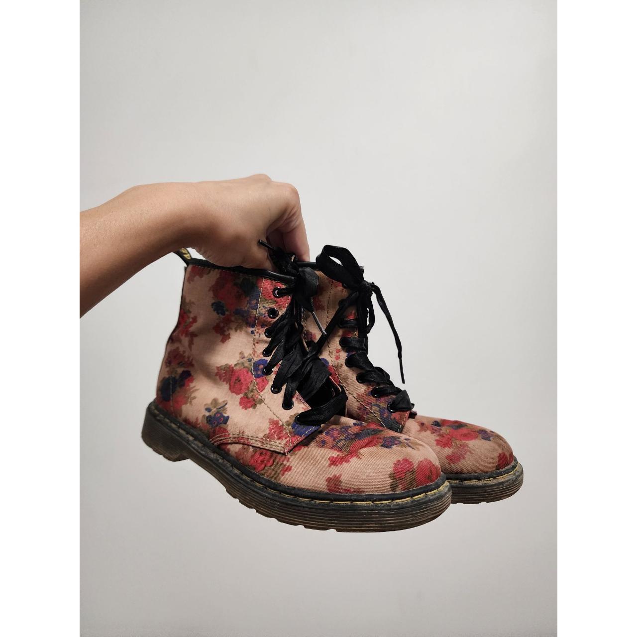 Dr martens delaney size 3 deals