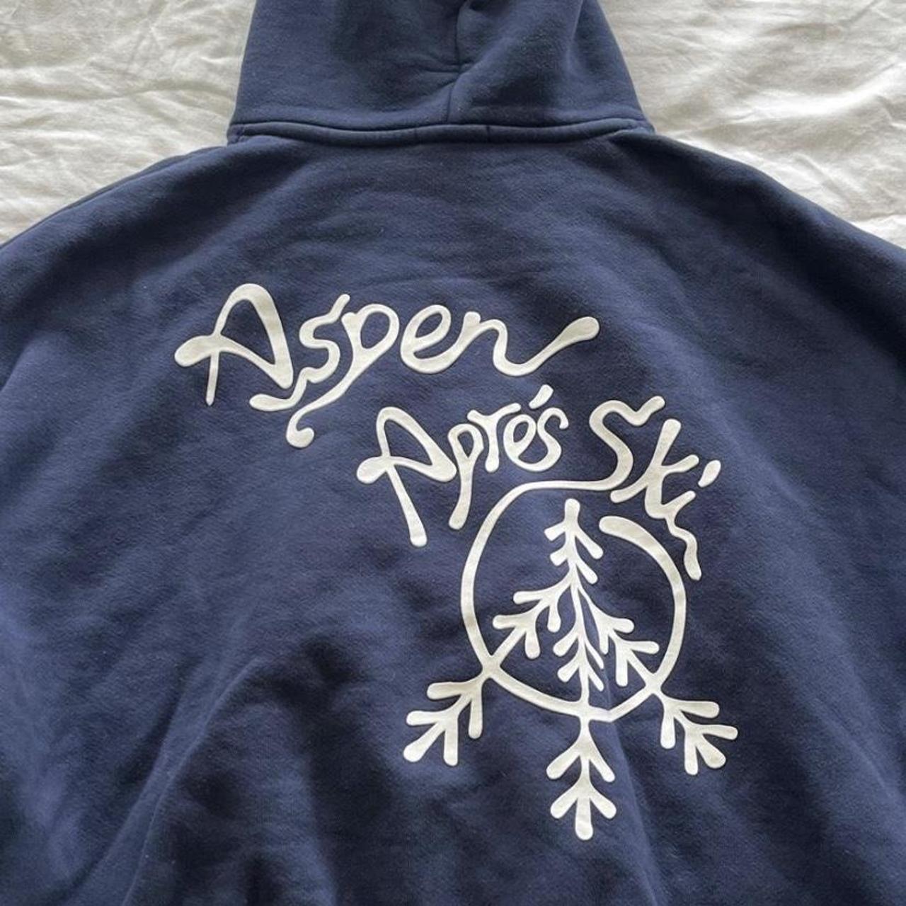 Madhappy Women s Navy And White Sweatshirt Depop