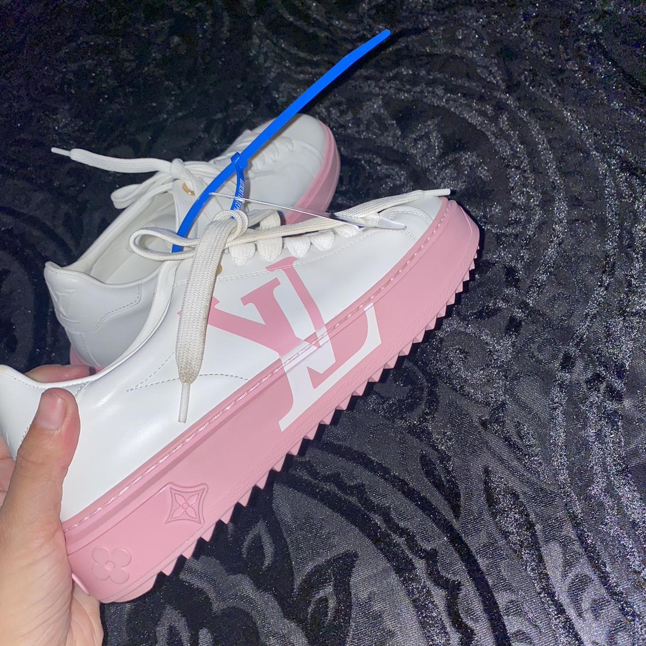 Pink and white time out Louis Vuitton sneakers size