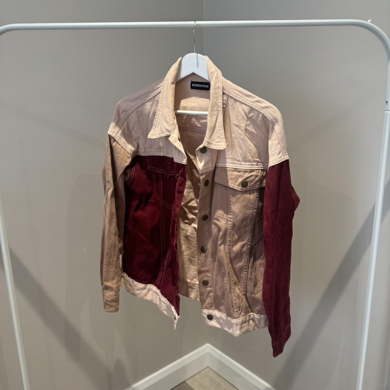 item listed by klaudia46