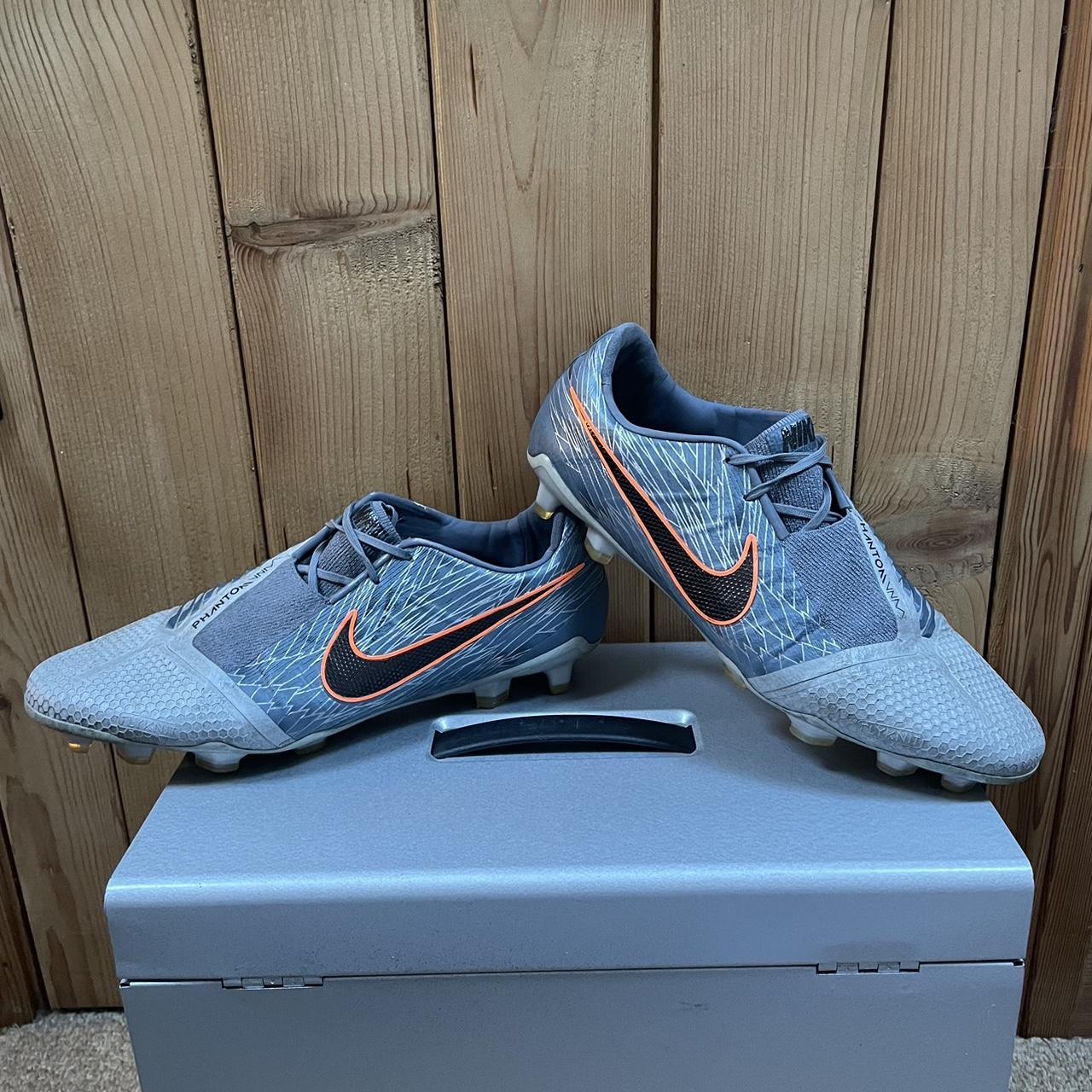 phantom venom elite football boots