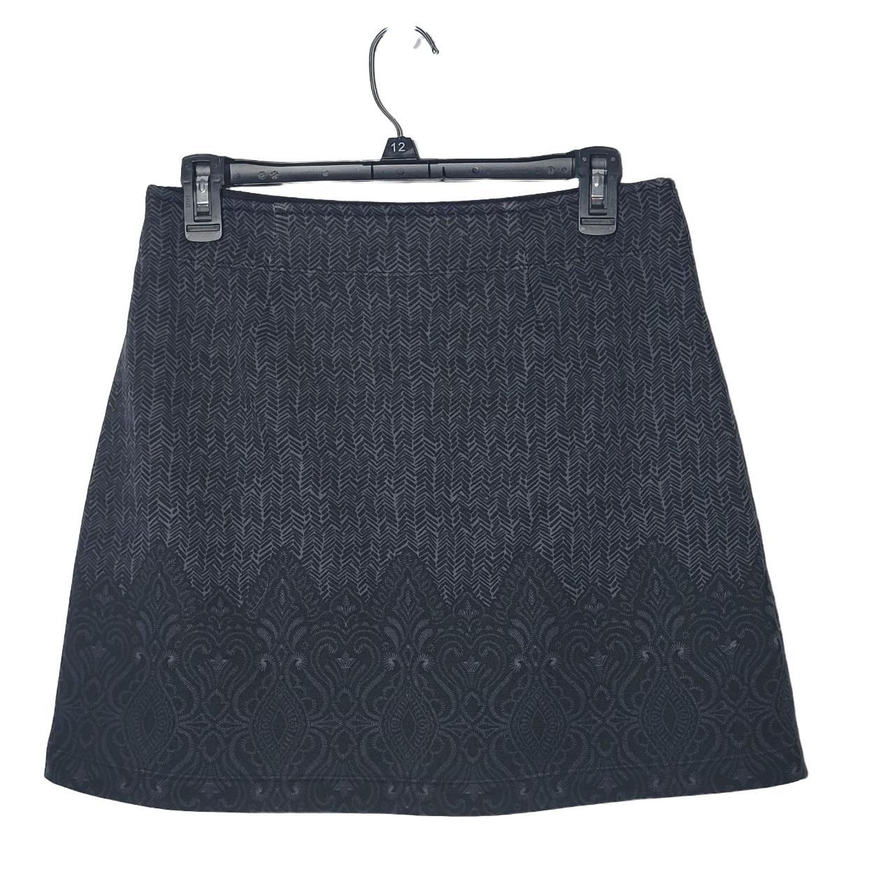 Athleta Tech Fleece Lined Skirt Women's Size... Depop