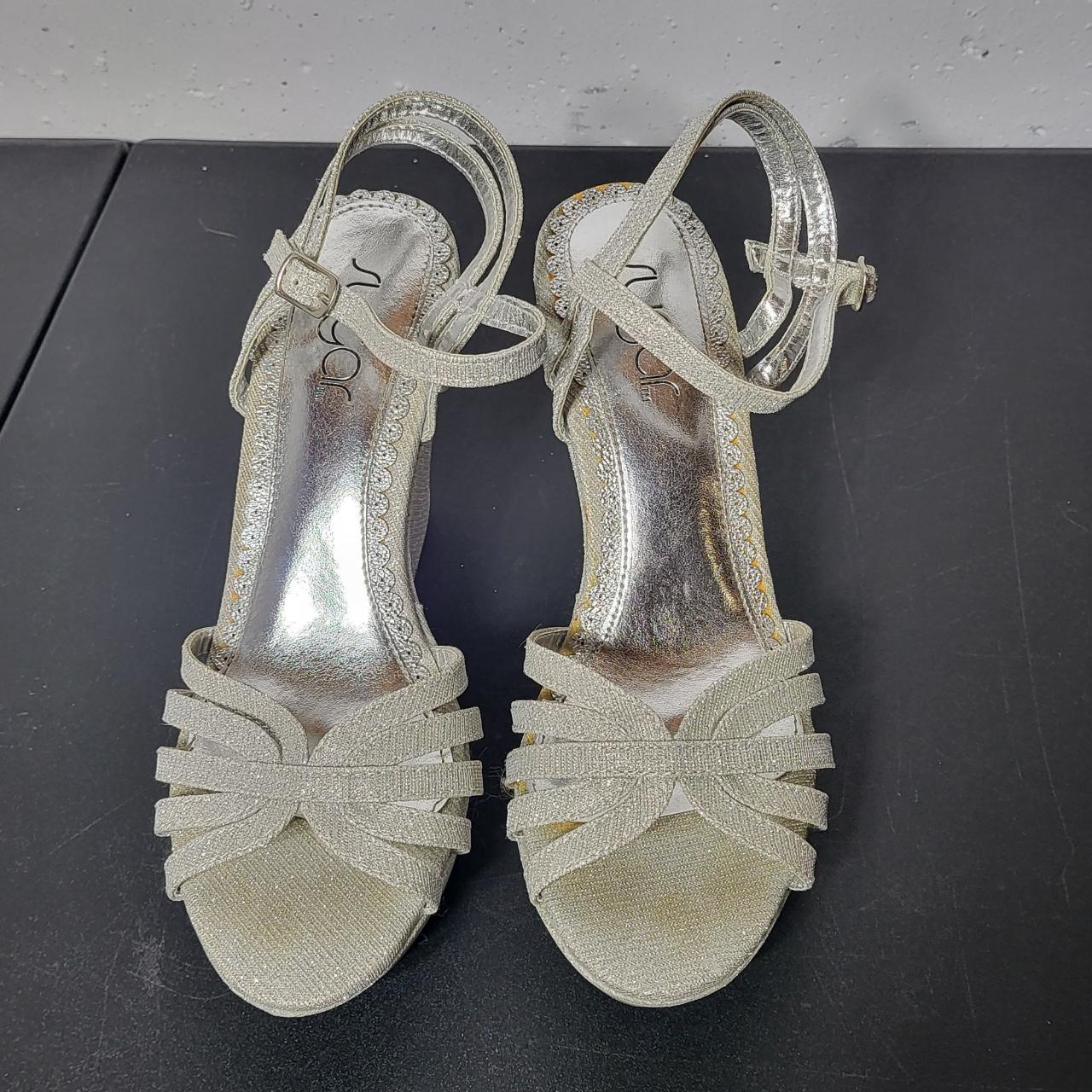 capricorn wedge sandal