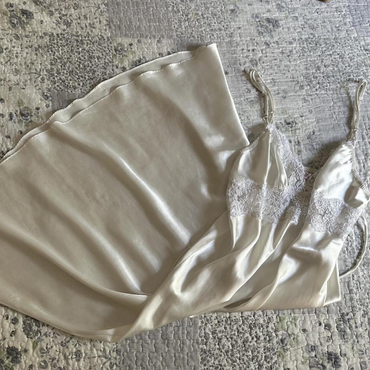 item listed by ivycasteren