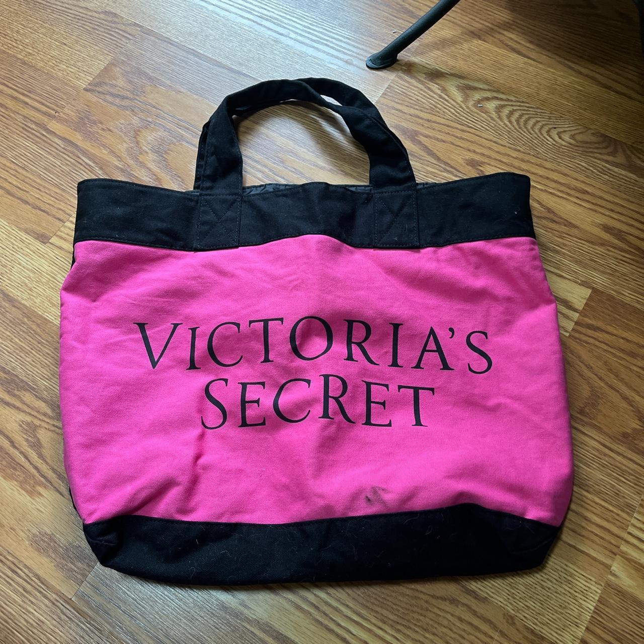 Victoria’s Secret Pink 15 inch Black Bag Preowned *never used*