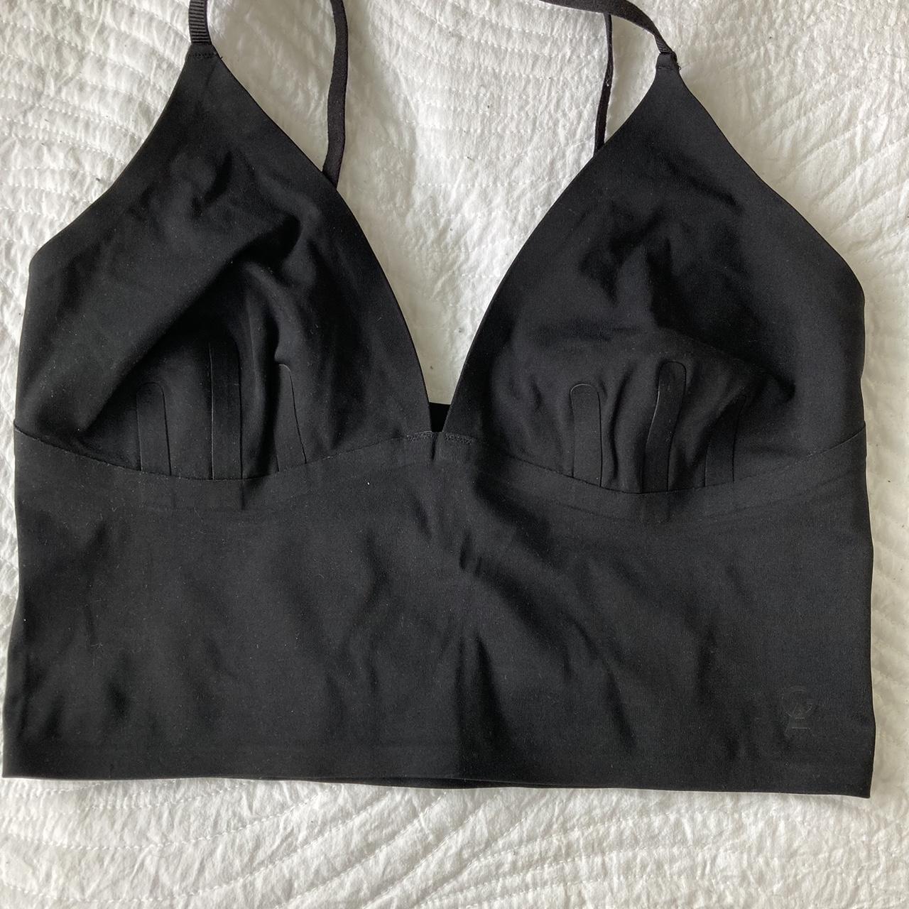 GOOD AMERICAN Women's Black Bra | Depop