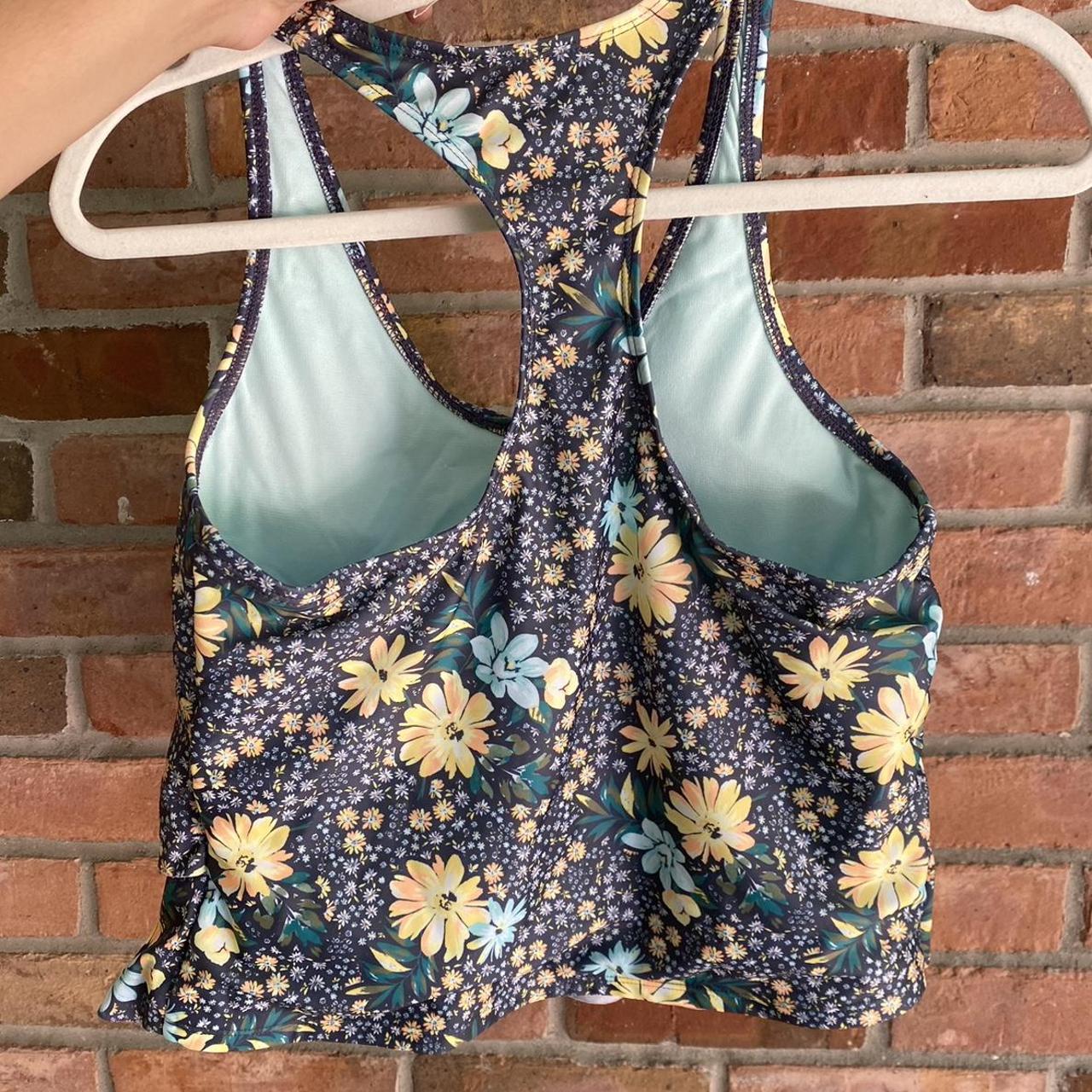 Floral ruffle exercise top Cute workout sports bra / - Depop