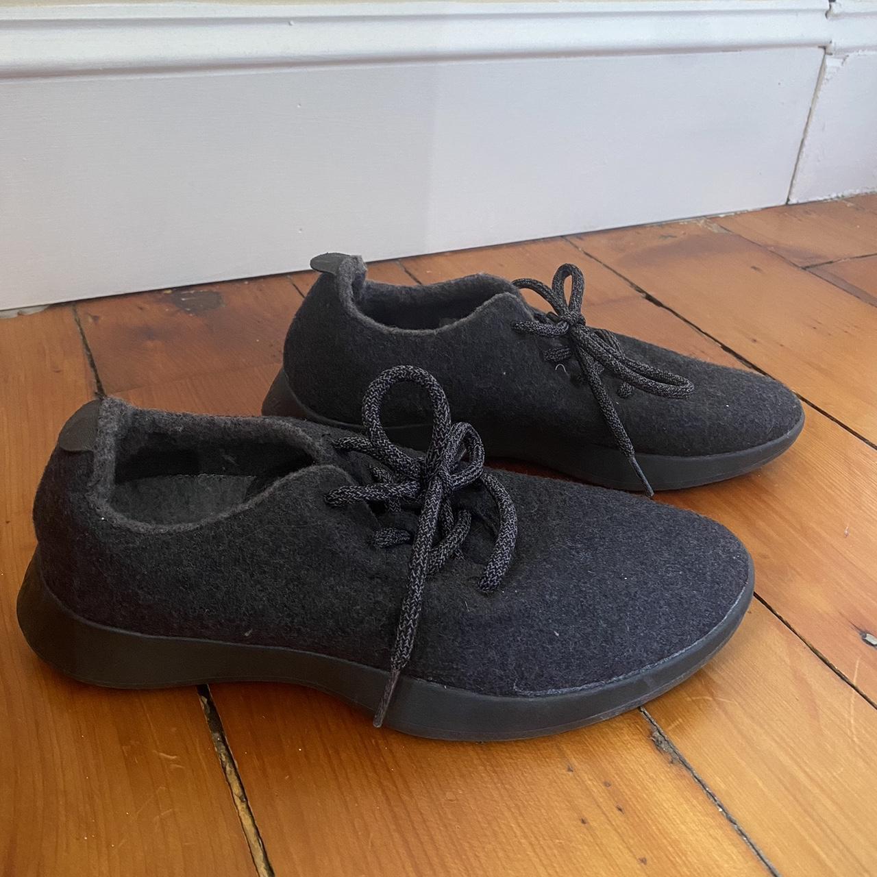 Women’s black Allbirds wool sneakers, only worn...