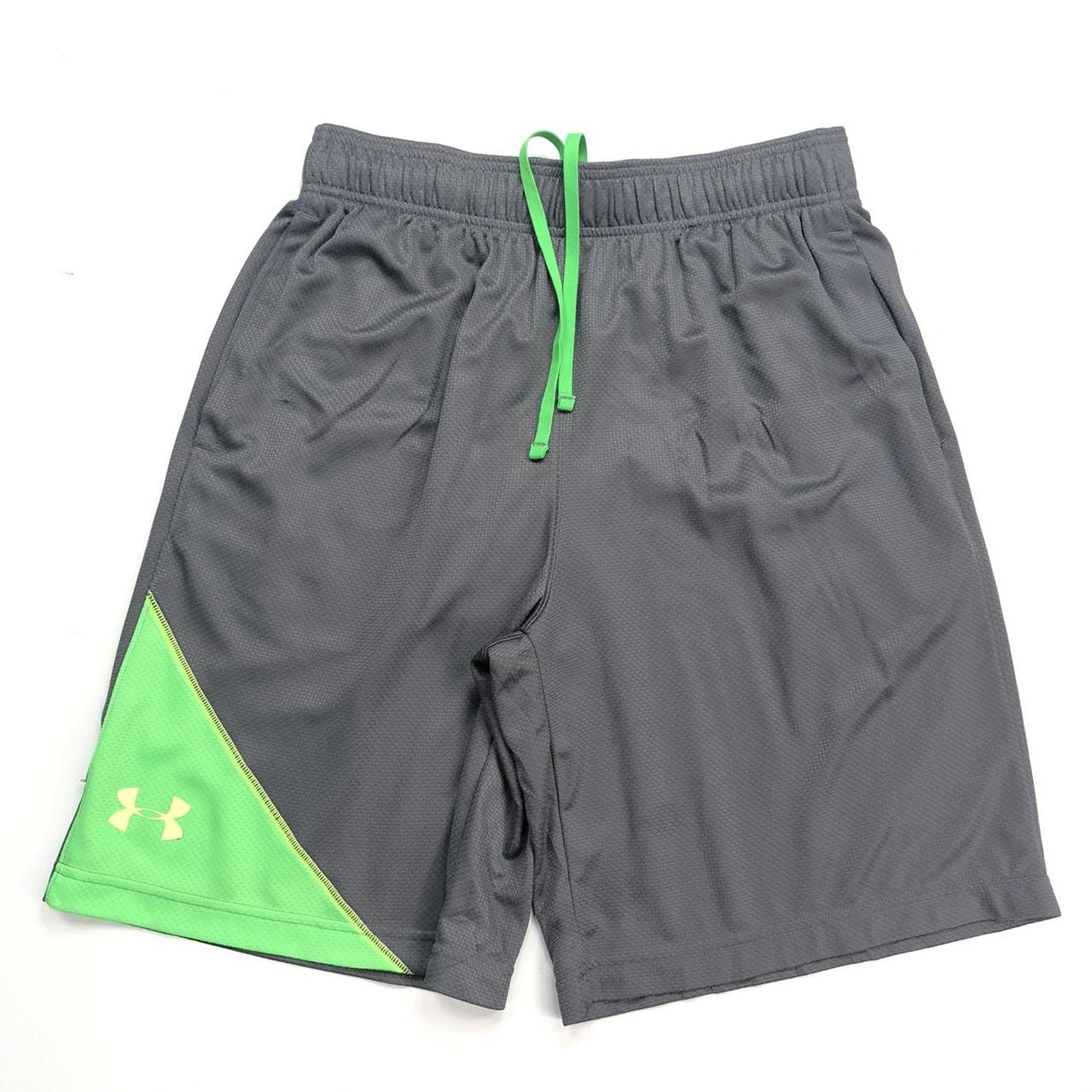 Under Armour Men's Grey and Green Shorts Depop