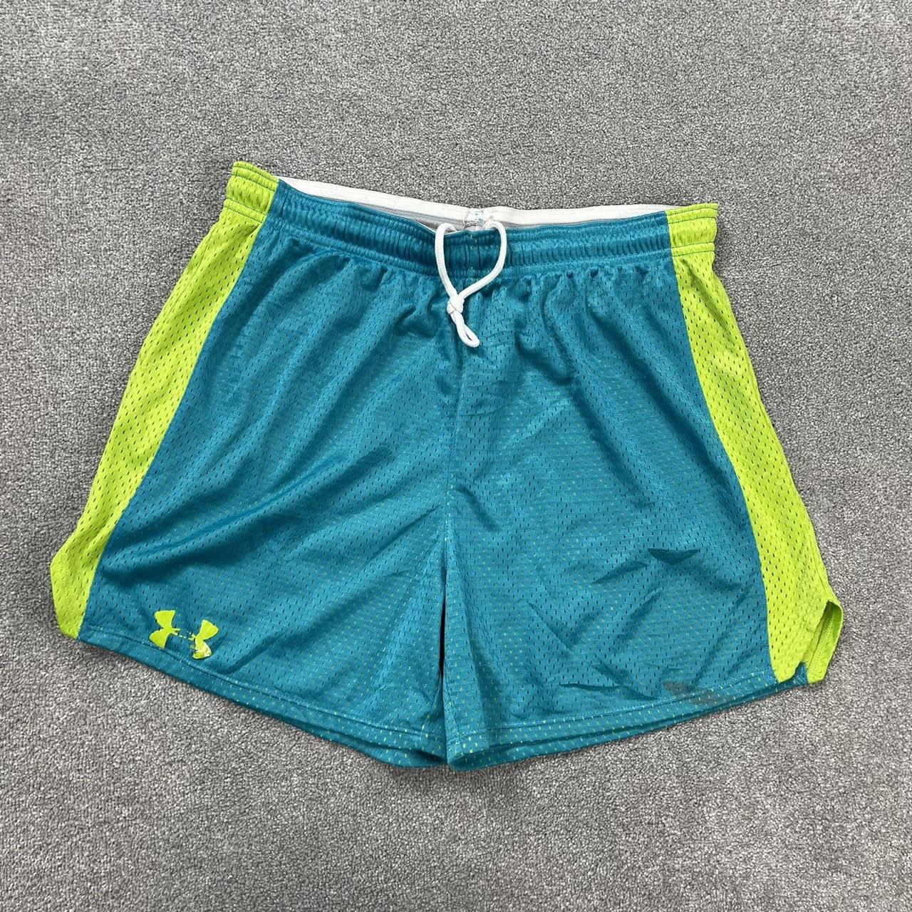 under armour medium shorts waist size