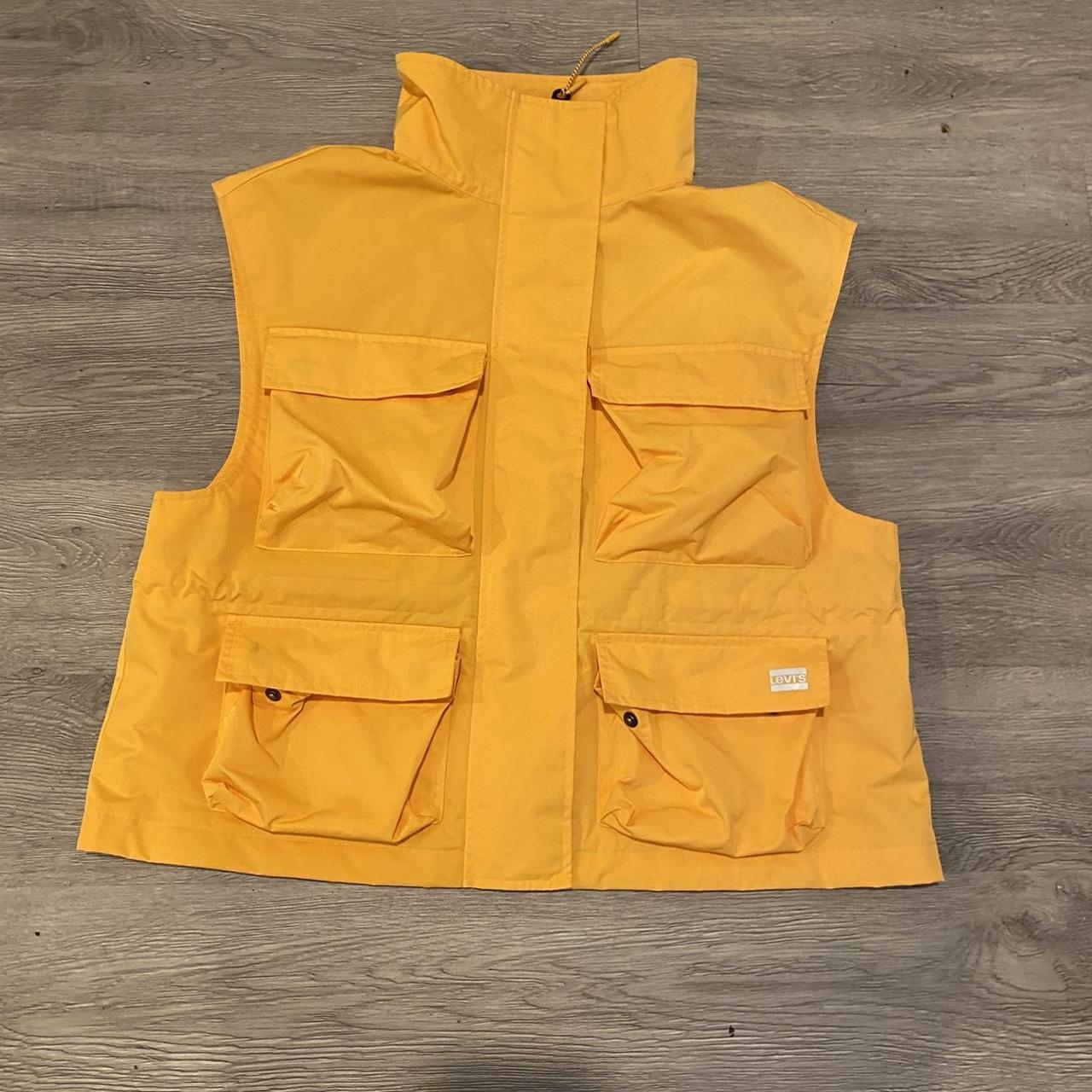 Levi's Cargo Vest Thick nylon material Like... - Depop