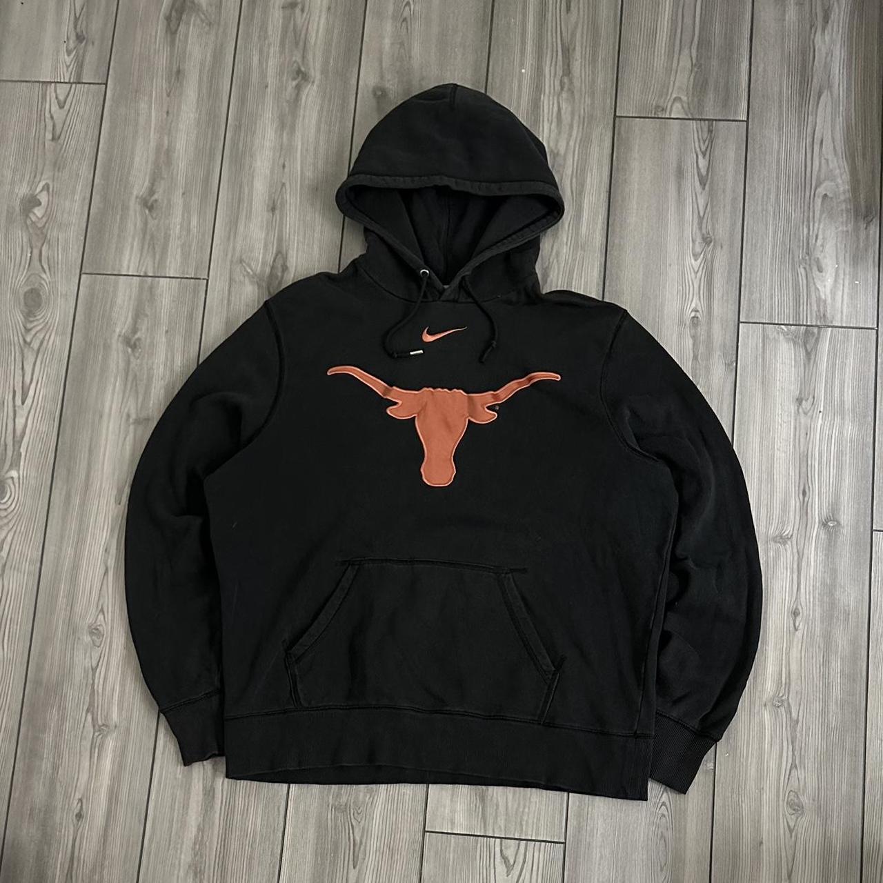 Nike center hot sale logo hoodie