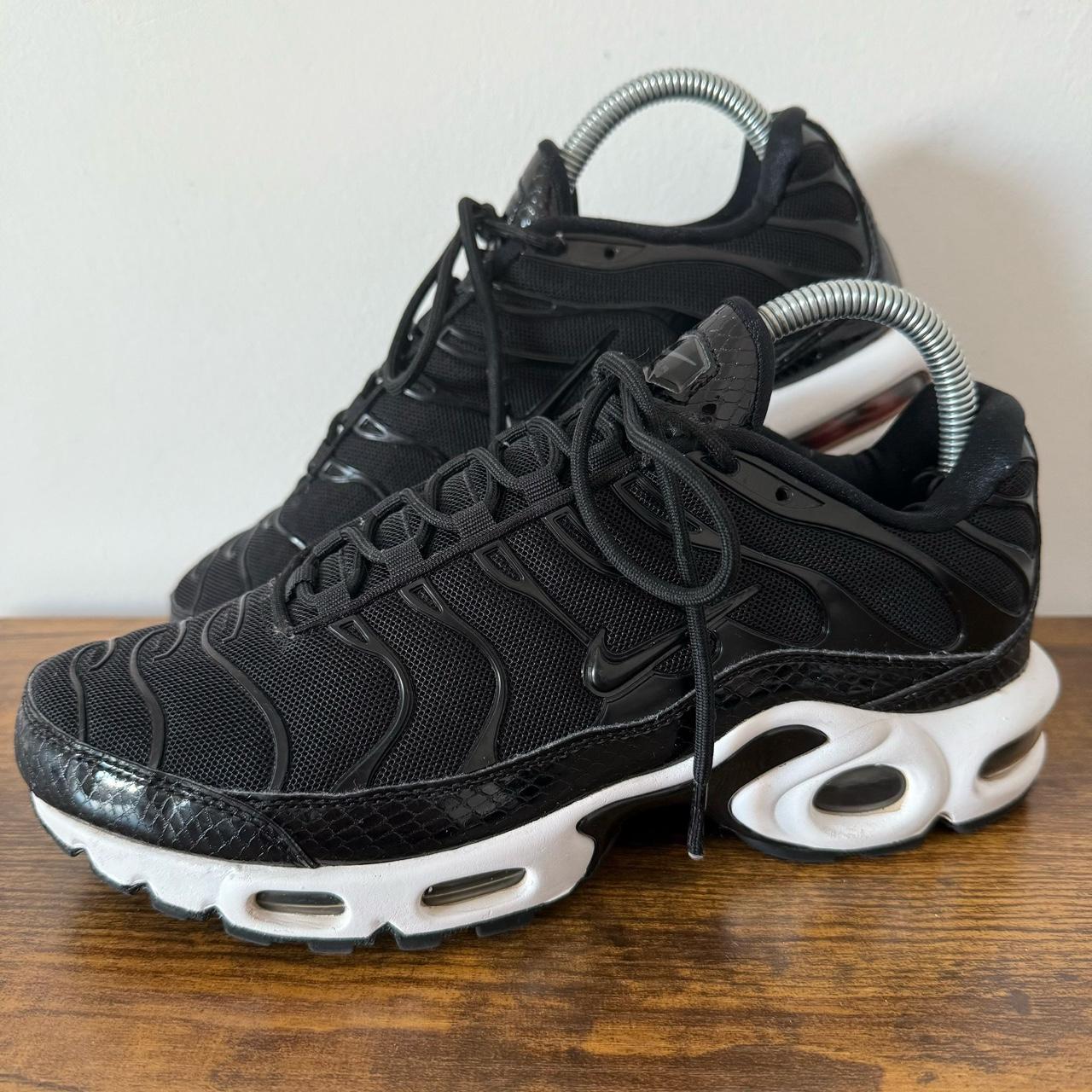 item listed by moomarketplace