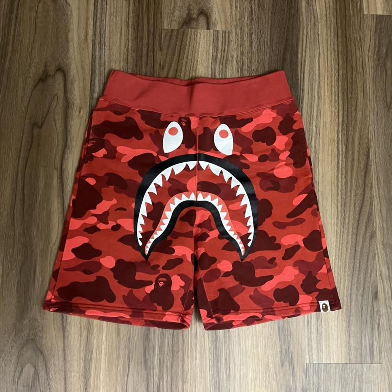 Bape deals shorts red