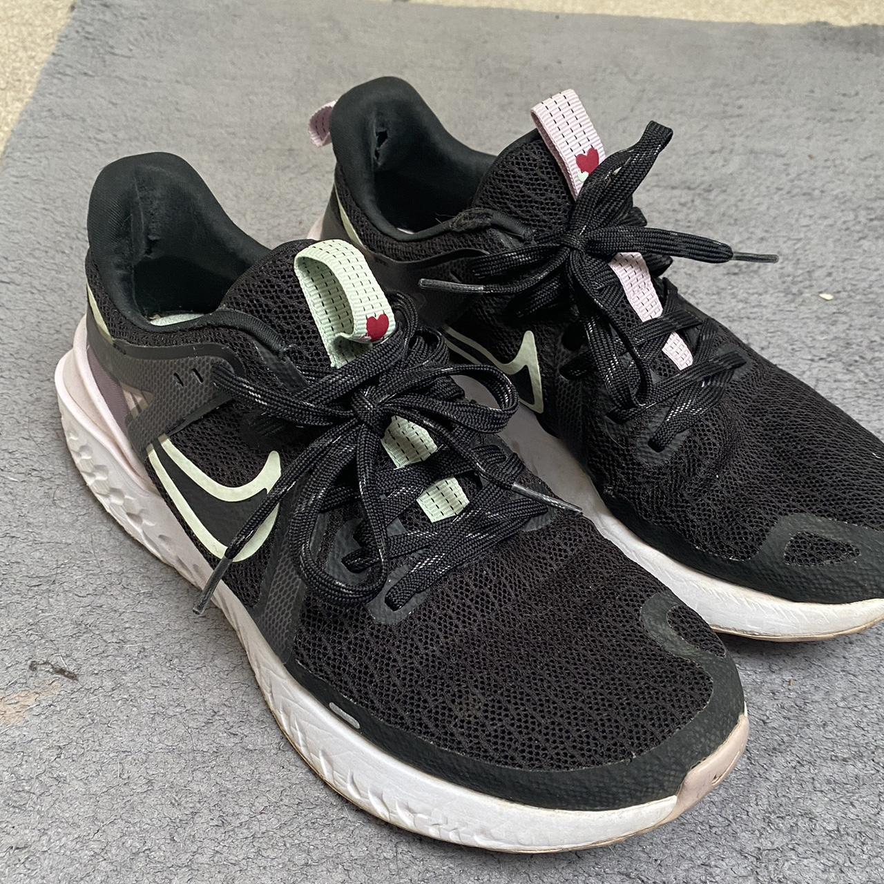 Nike wmns nike legend react best sale