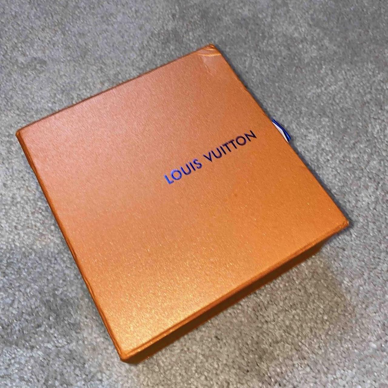 louis vuitton belt black gold