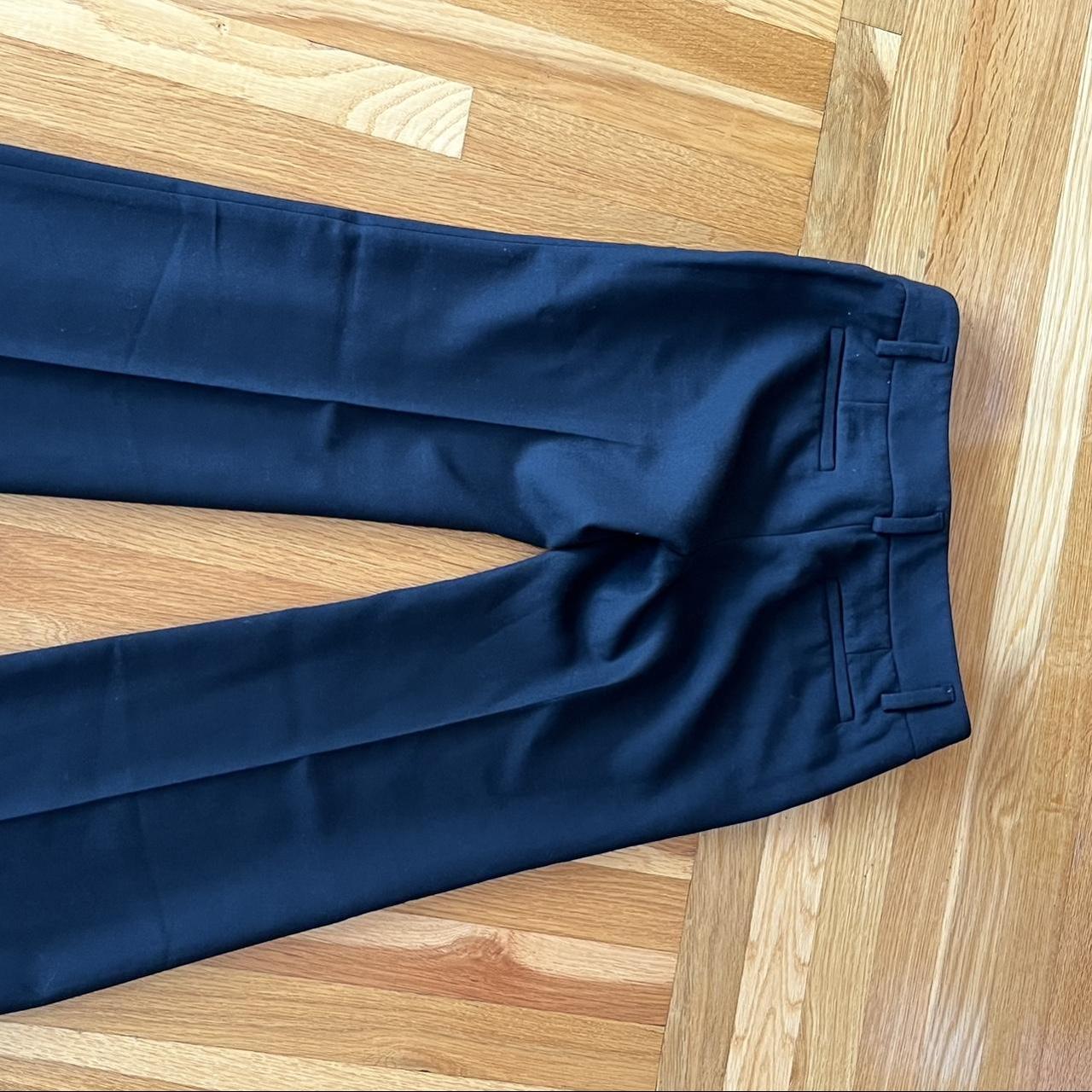 ann taylor black low rise work pant in great... - Depop