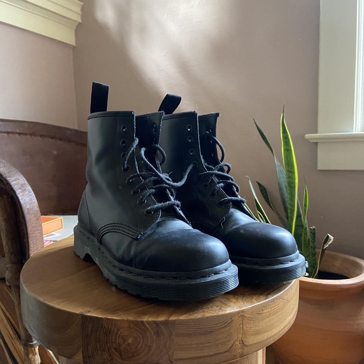Dr. Marten combat boots US 7 / 38 Depop