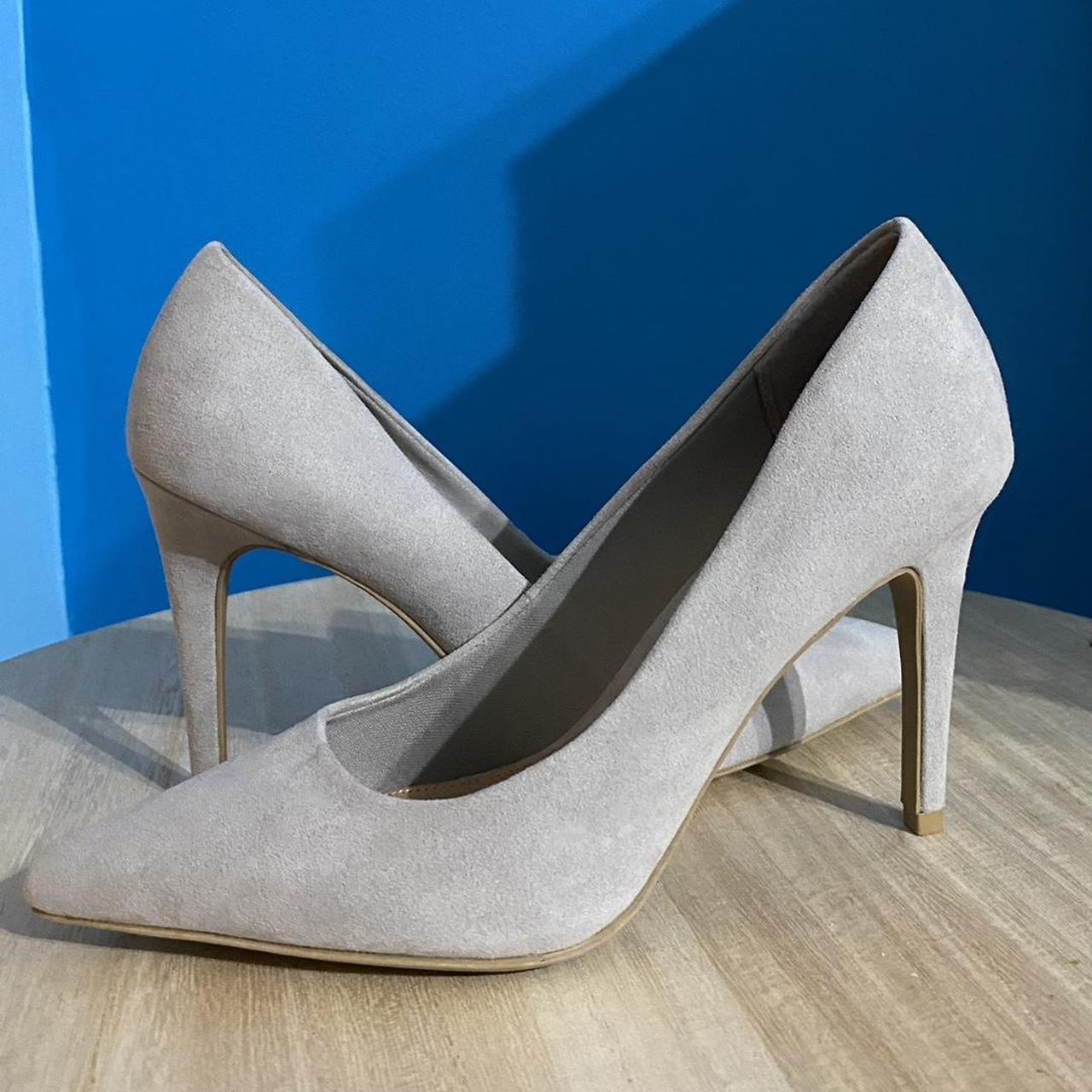 Light grey hotsell suede court shoes