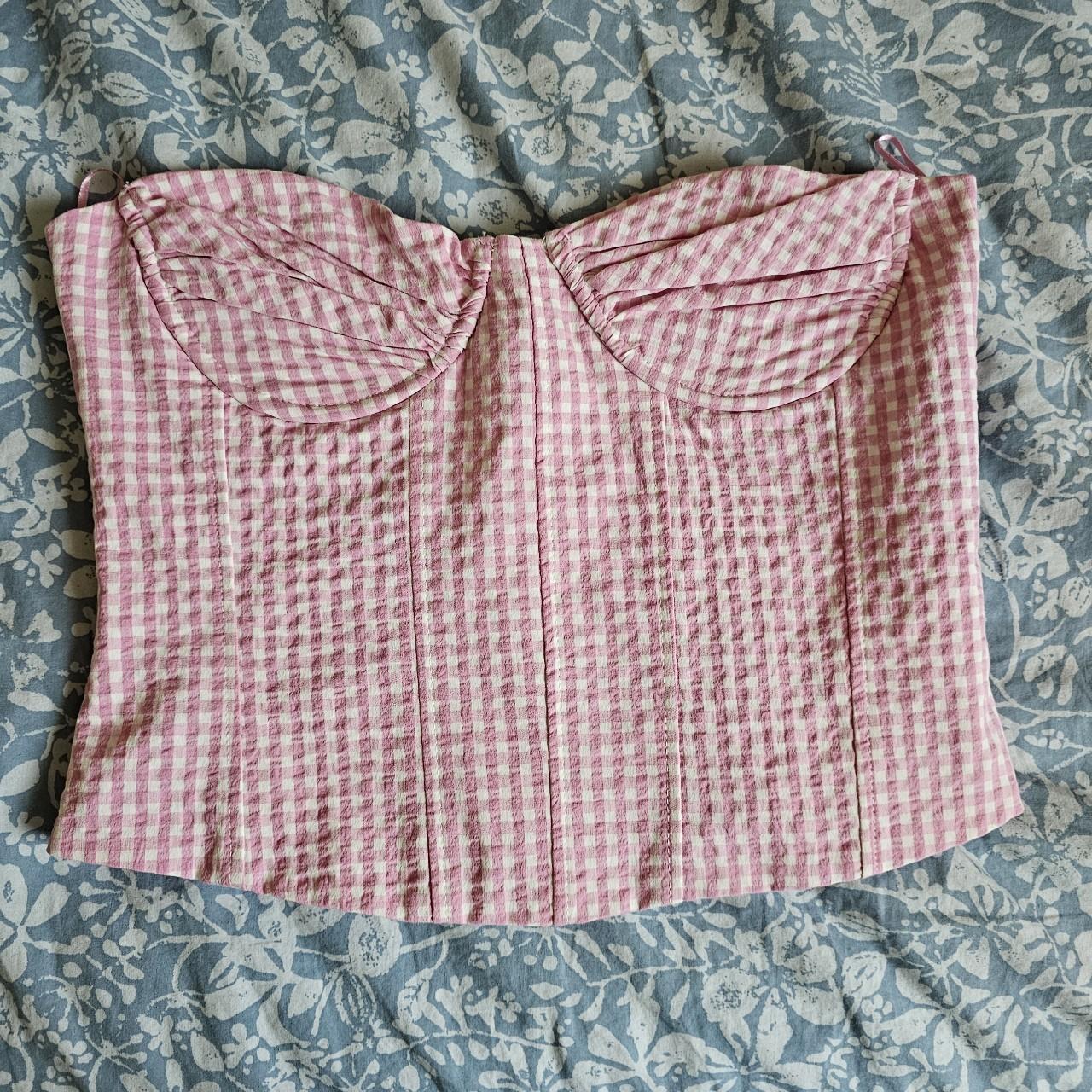 pink gingham corset from zara in an s! didn't fit me... Depop