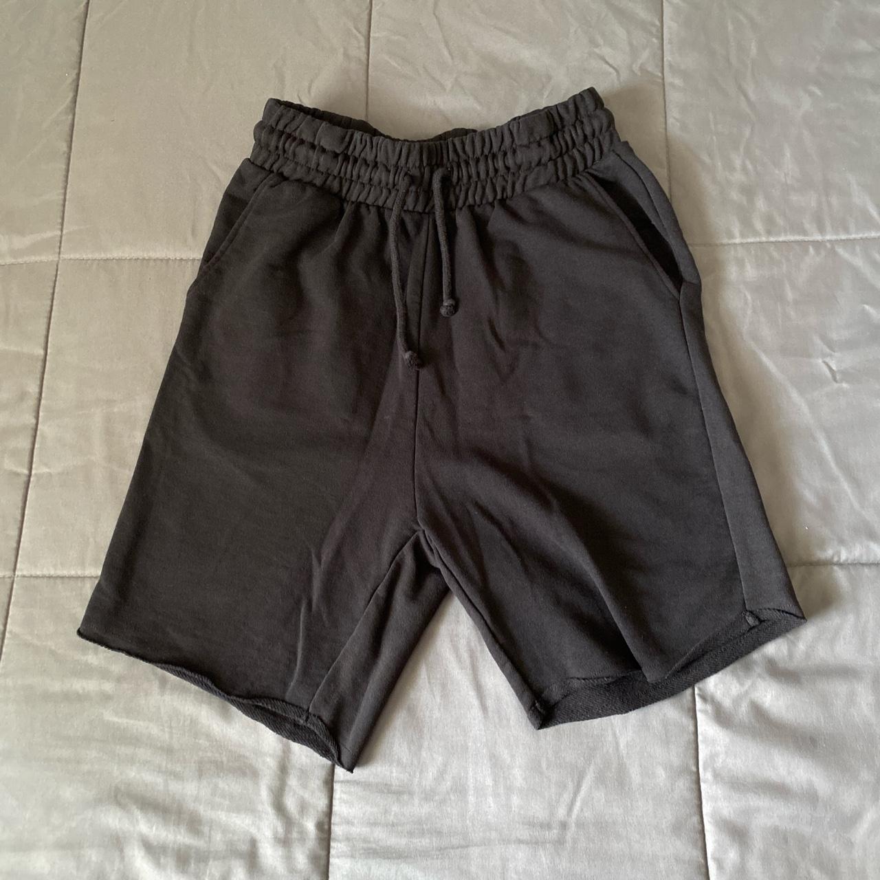 H&M Men's Shorts Depop