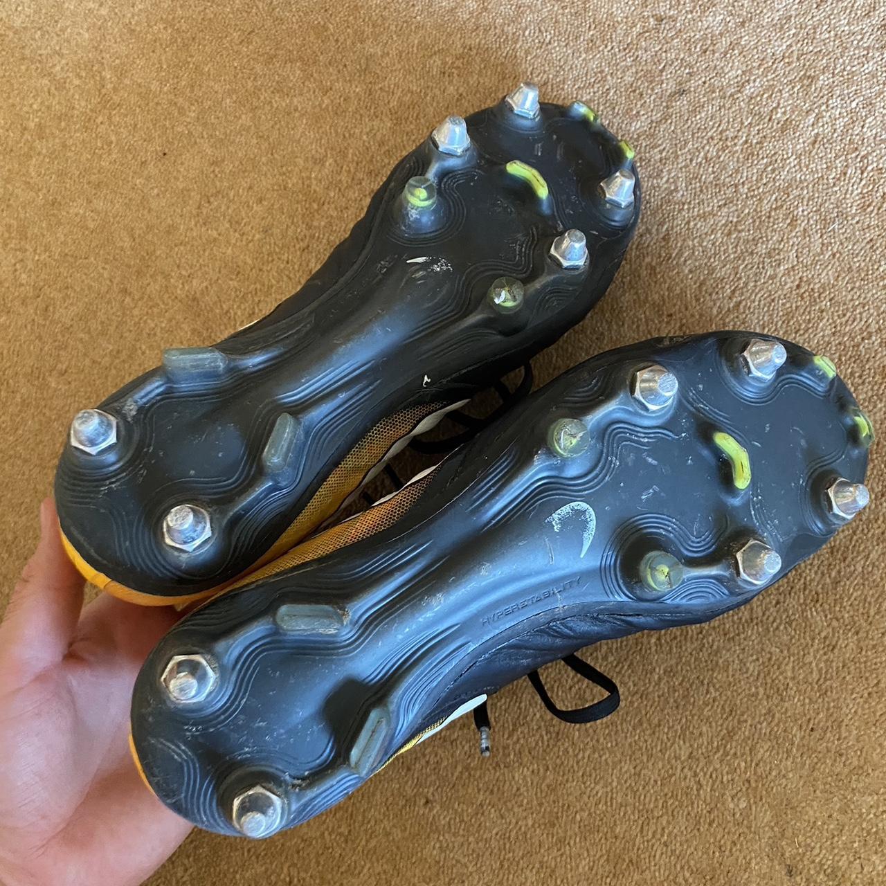 Nike tiempo football boots. No insole in left boot.... - Depop