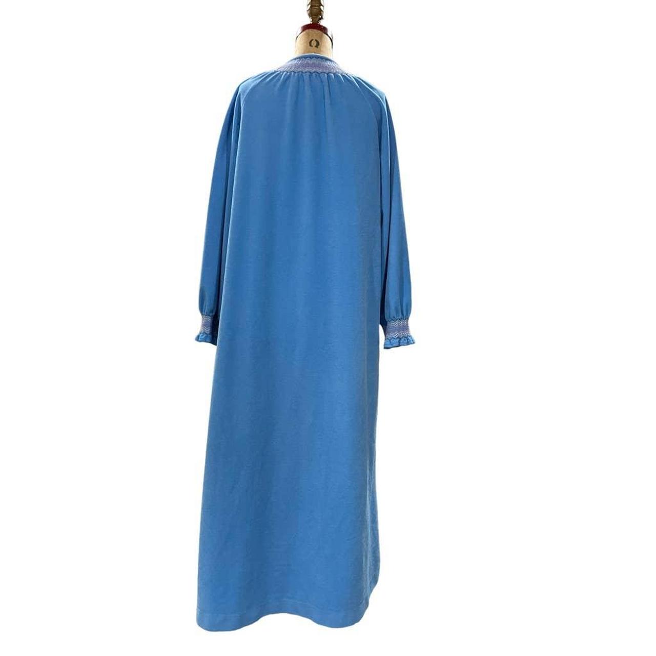 Vanity Fair Women's Blue Robe Depop
