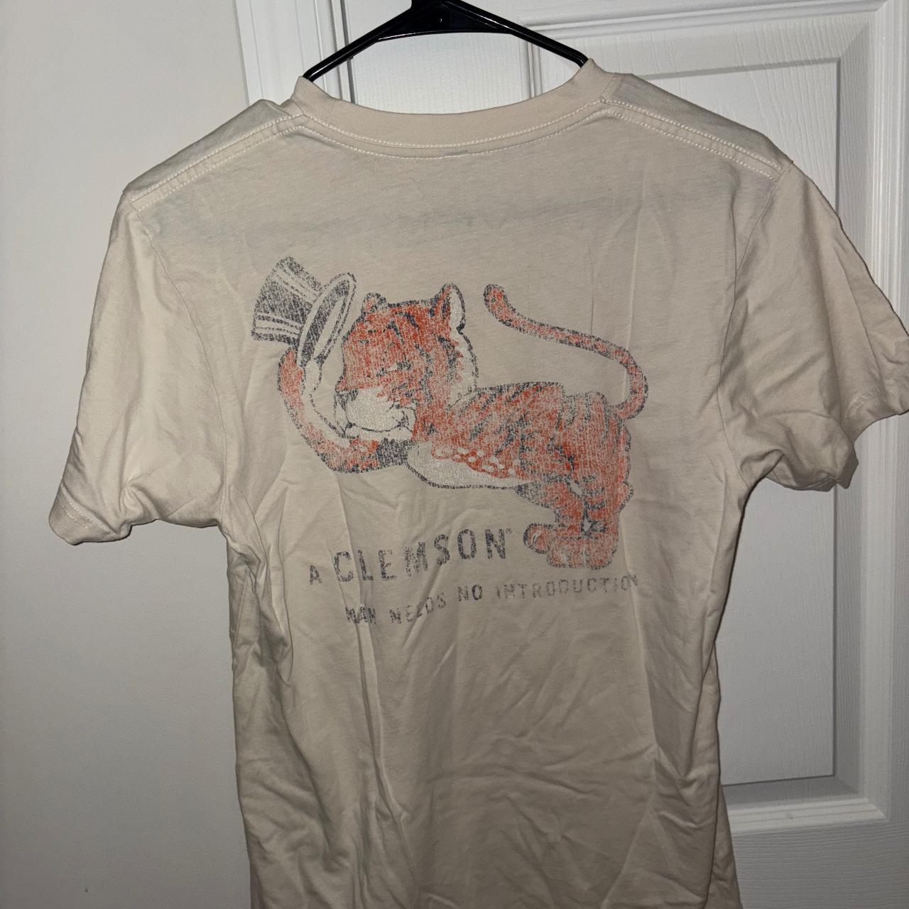 item listed by rylee24777