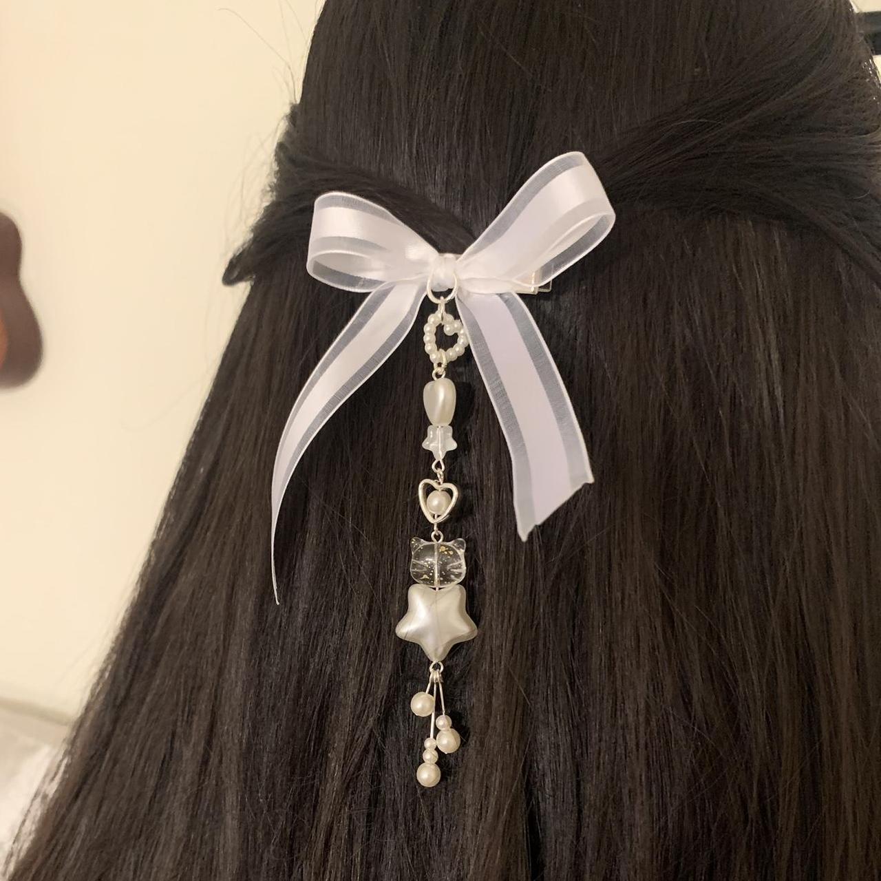 Women's White and Silver Hair-accessories (4)