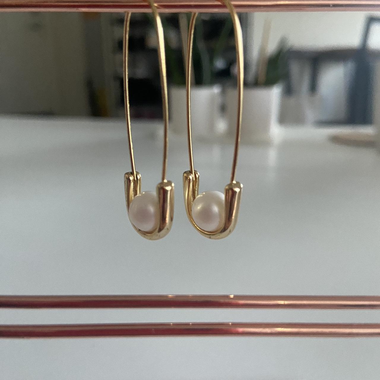 Bestdressed x en route paper clip pearl gold... Depop