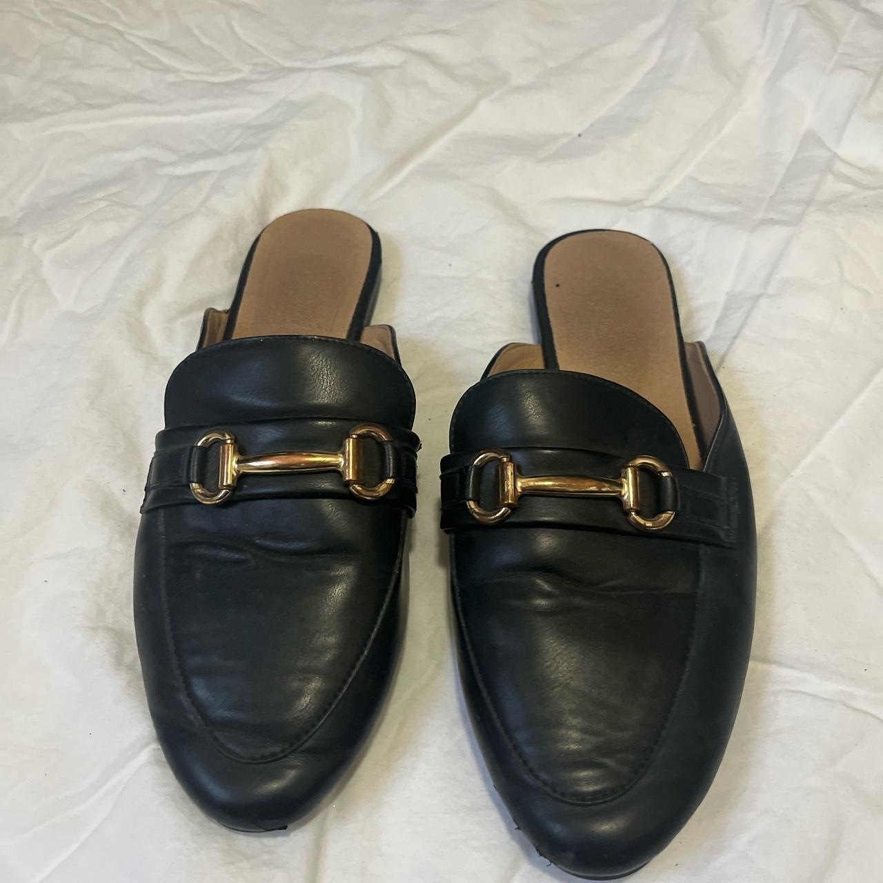 Women's Black and Gold Loafers | Depop