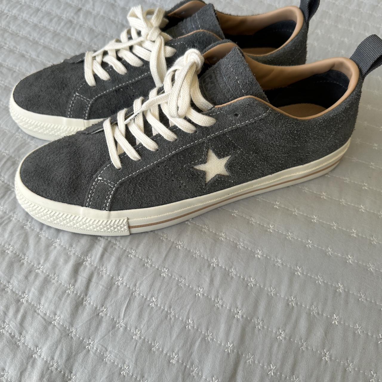 mens gray trainers