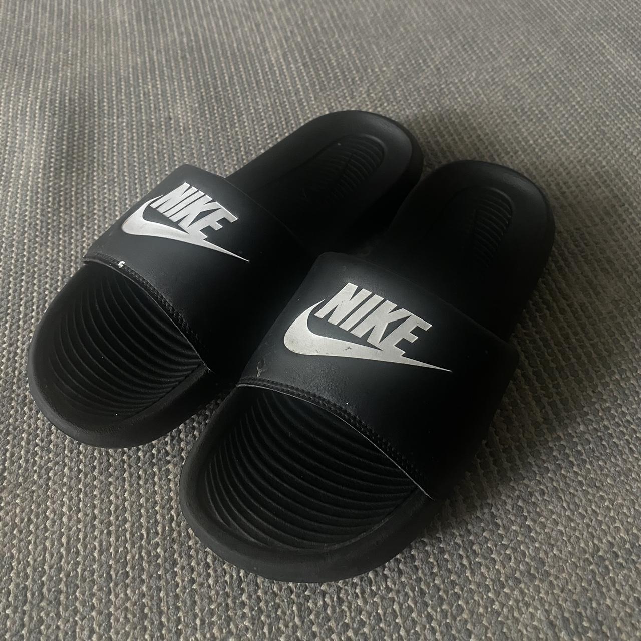 nike slides black and red