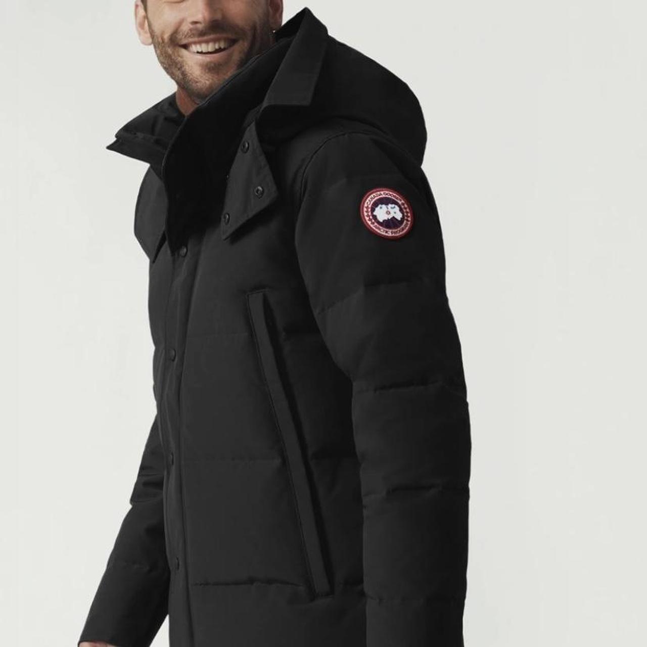 Canada goose medium worn twice message me so I can... - Depop