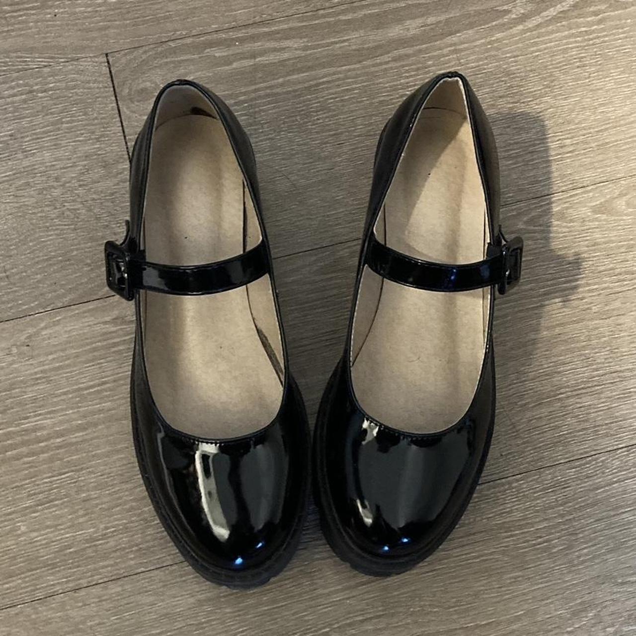 black mary jane shoes