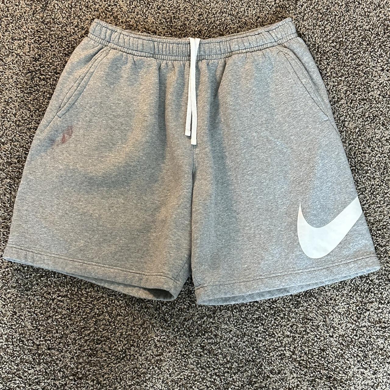 size xl nike shorts
