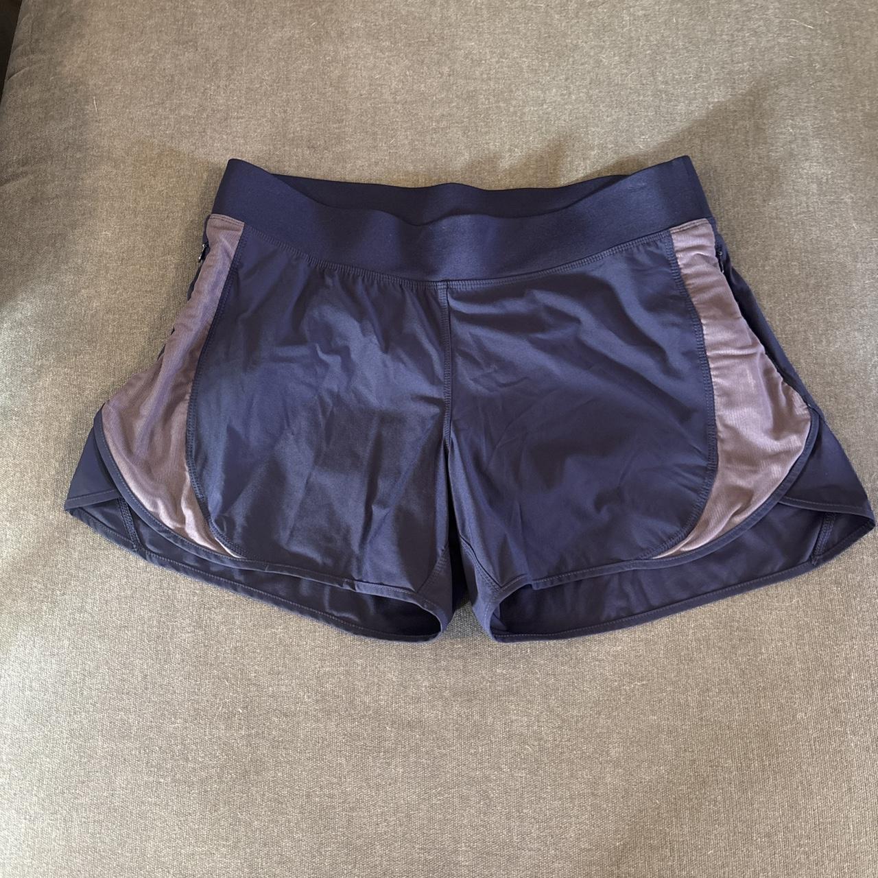 item listed by b_coco1