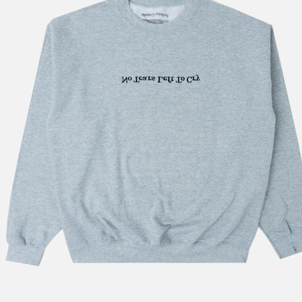 Ariana grande shop grey sweatshirt