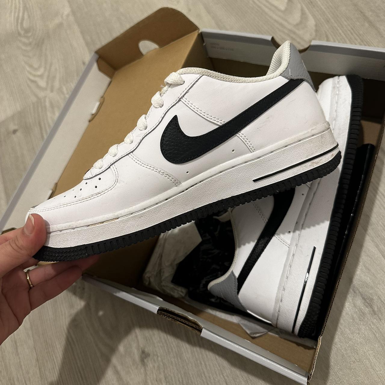 nike air force size 40