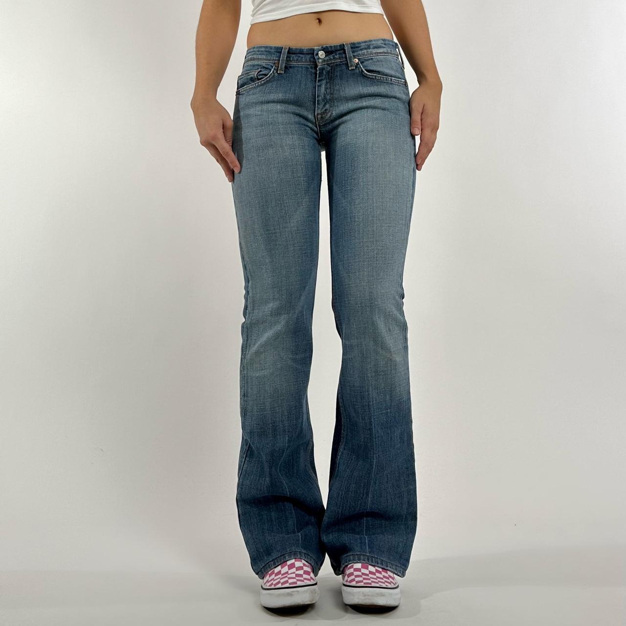 Landbrug på Teenageår Low rise jeans. Flare leg. Beaded butt pockets. 7... - Depop