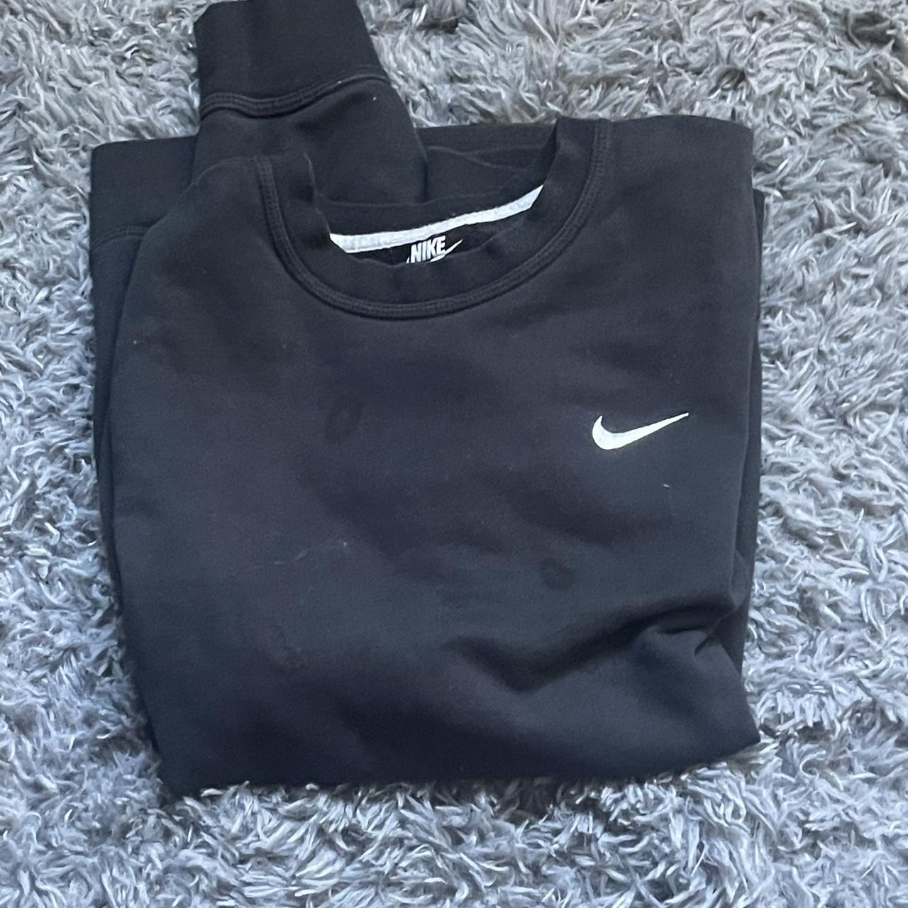 Nike Women's Jumper Depop