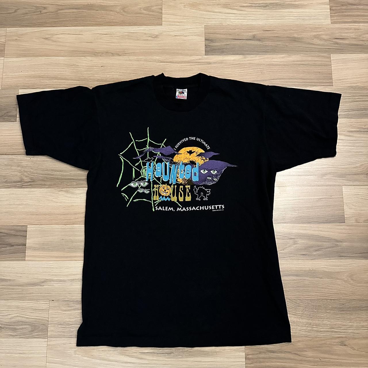 90’s single stitch Salem Massachusetts Tshirt... Depop