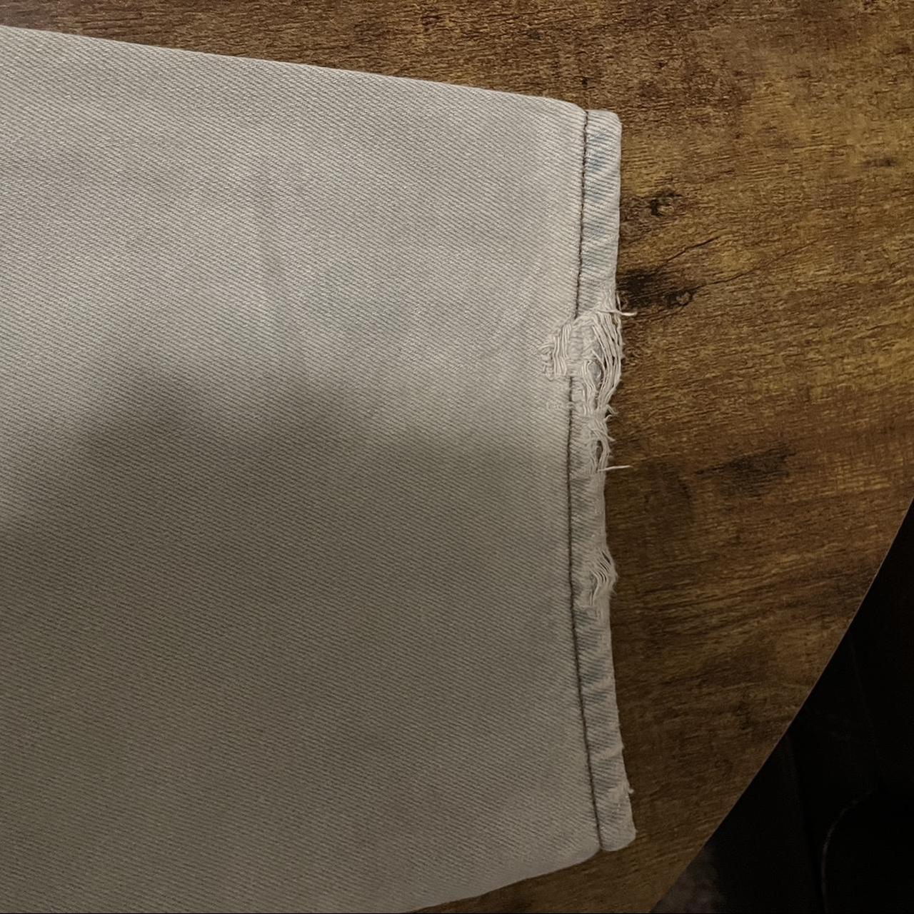 Empyre Men's White and Blue Jeans Depop