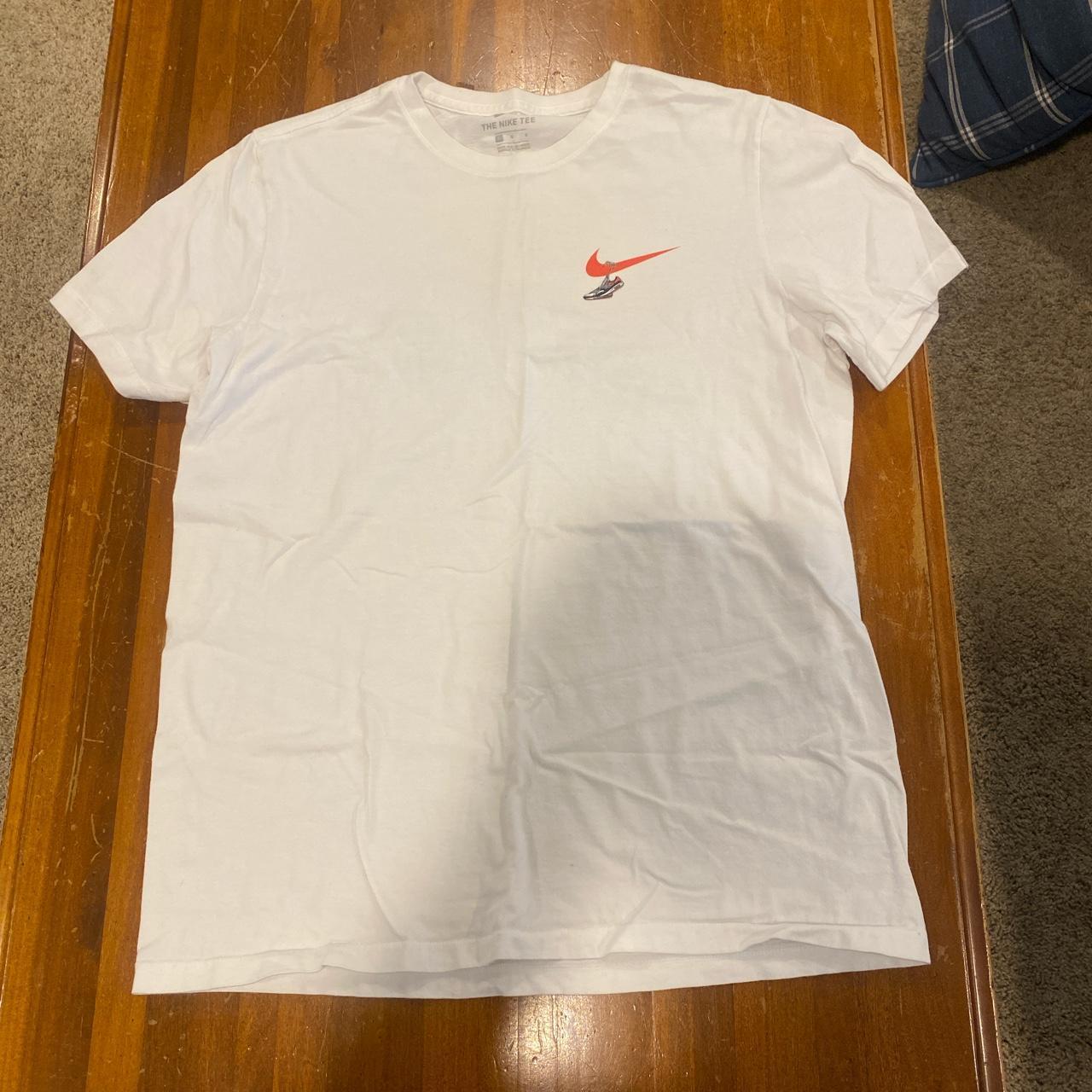 Nike Men's White and Orange T-shirt | Depop