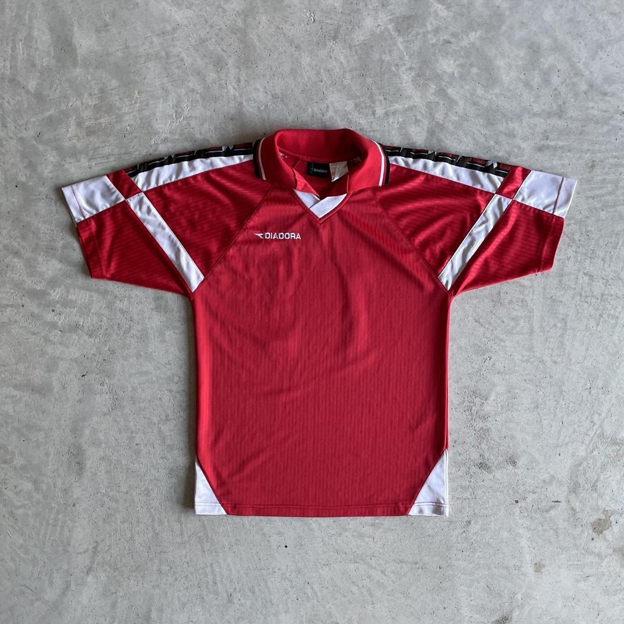 Diadora Men's Red and White T-shirt | Depop