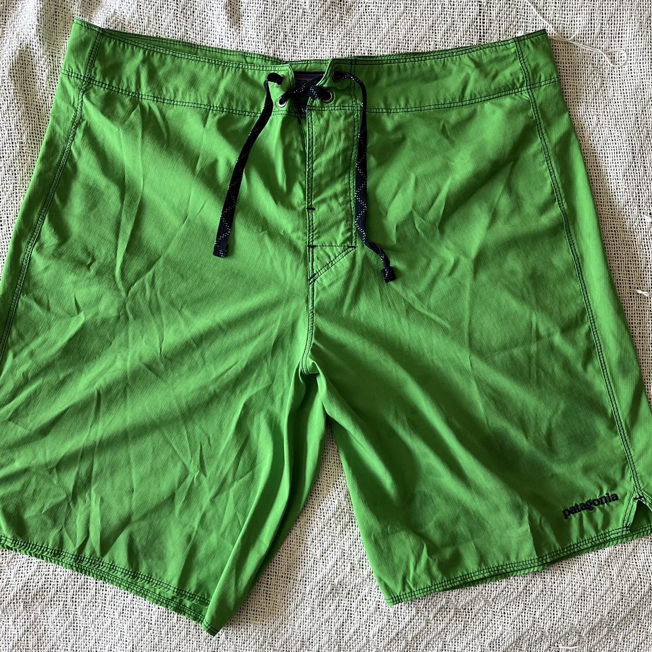 Patagonia Mens green swim suit M swimwear surfing