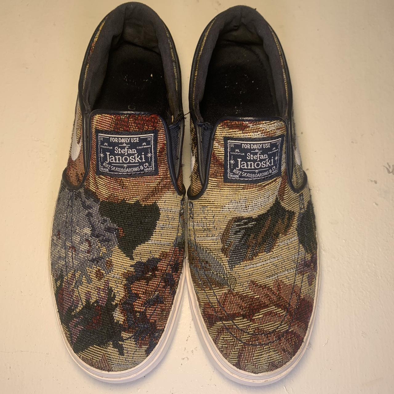 Janoski slip best sale on floral