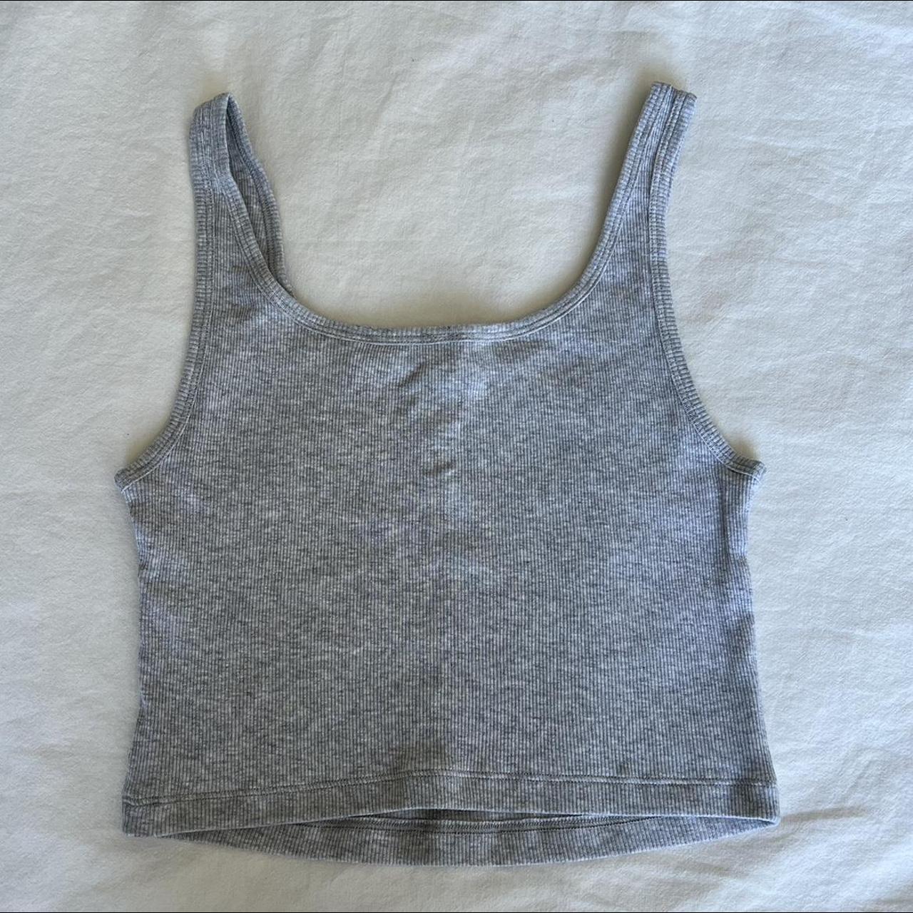 UNIQLO Women's Grey Vest | Depop